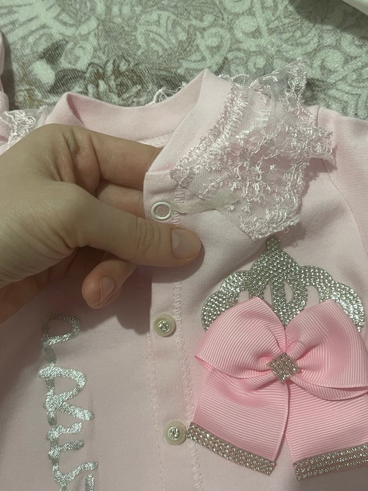 Dantel Detaylı Pembe Bebek Tulum - Görsel 3