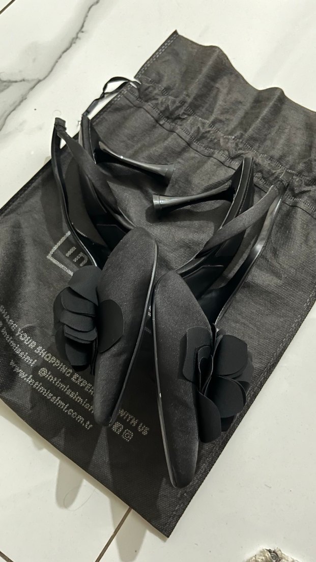 Zara Siyah  Çiçek Detaylı Stiletto - Görsel 3