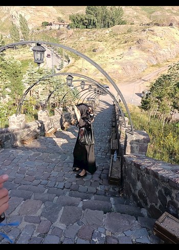 Siyah Yüksek Yakalı Uzun Kadın Elbise - Görsel 4