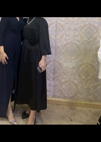 Siyah Yüksek Yakalı Uzun Kadın Elbise - Görsel 3