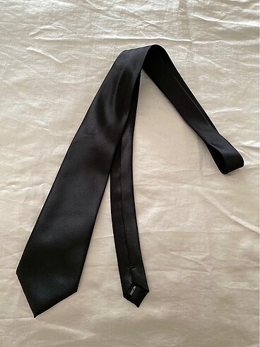 siyah kravat