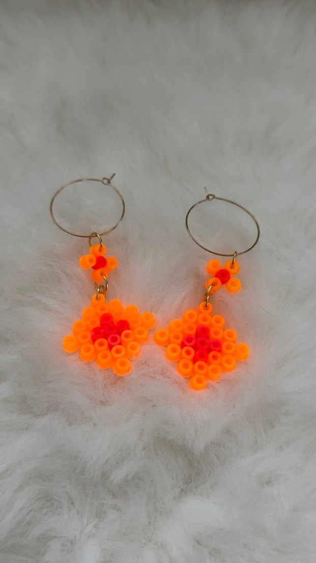 Neon Turuncu Hama Boncuklu Mini Etnik Küpe - Görsel 2