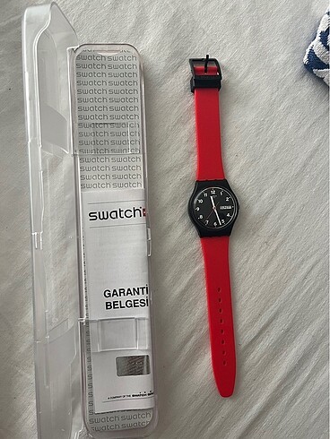 Swatch unisex kol saati