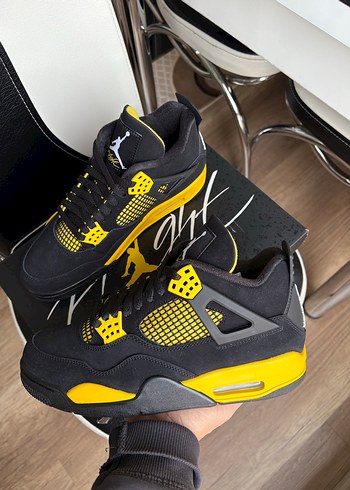 41 Beden Nike Air Jordan 4 Retro Thunder