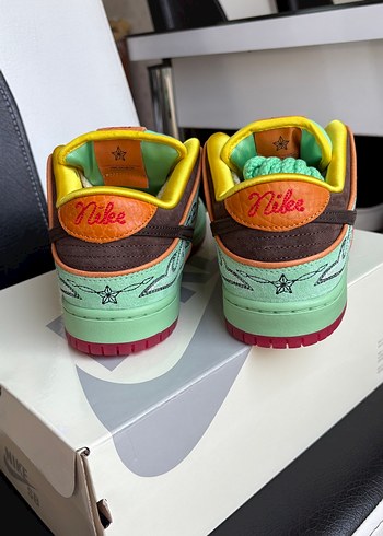 44 Beden çeşitli Renk Nike SB Dunk Low Rodeo Tourmaline