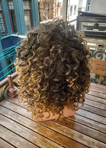 Afro kivircik insan saçi dokusunda peruk - Görsel 5