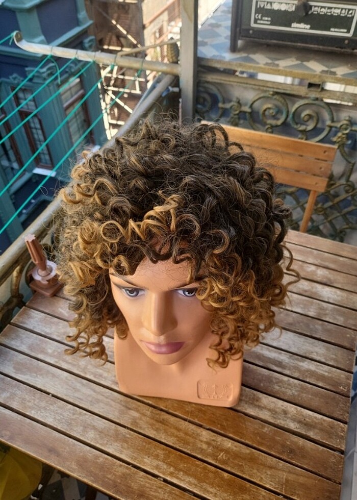 Afro kivircik insan saçi dokusunda peruk - Görsel 4