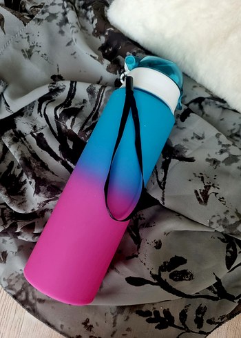 Matara Su Şişesi Kylie Jenner - Görsel 3