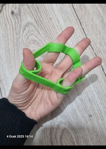 Yeşil Parmak Egzersiz Aleti - Görsel 2