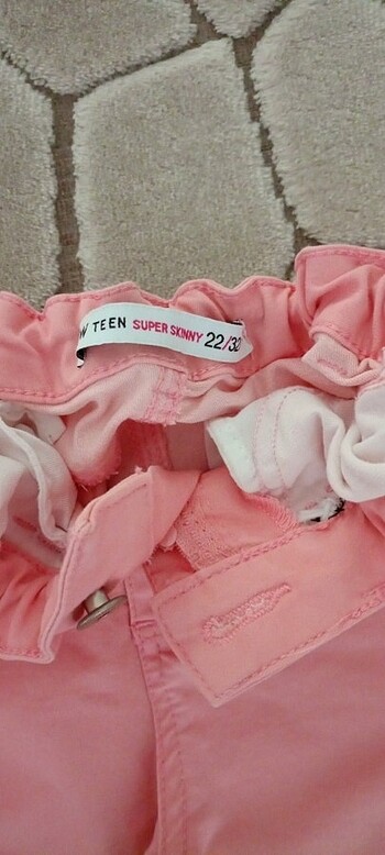 10 Yaş Beden Yazlık pantolon 2 lı 100 tl