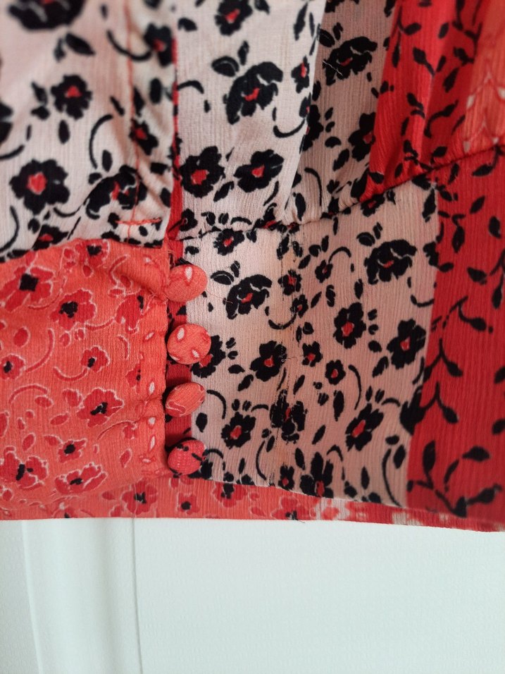 Kırmızı Bağlamalı V Yaka Bohem Bluz - Görsel 3