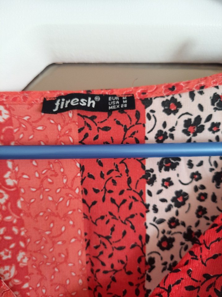 Kırmızı Bağlamalı V Yaka Bohem Bluz - Görsel 4