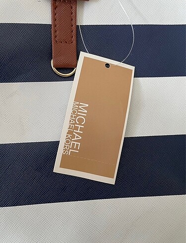 Beden çeşitli Renk Abd den aldım, sıfır Michael Kors marine model