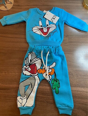 Zara Bugs Bunny Takım