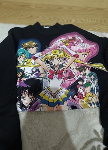 Sailor moon Bershka crop sweatshirt 