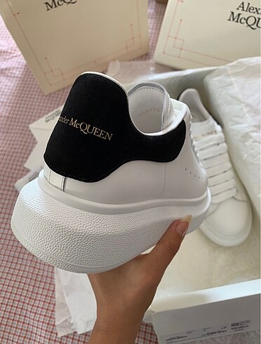 39 Beden beyaz Renk Alexander McQueen