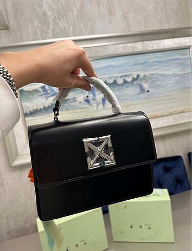 Off White Çanta????