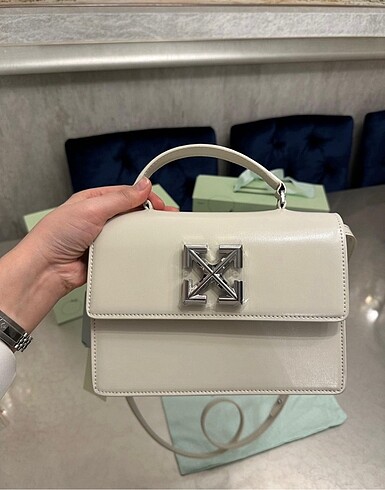 Off White Çanta????
