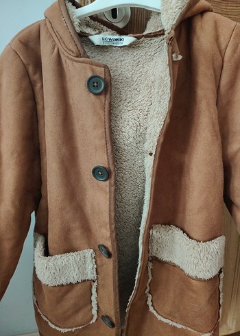 Düğmeli Kahverengi Süet Erkek Çocuk Kabanı - Görsel 4