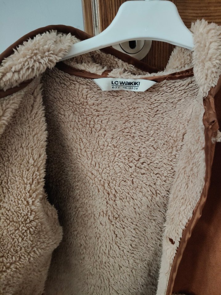 Düğmeli Kahverengi Süet Erkek Çocuk Kabanı - Görsel 5