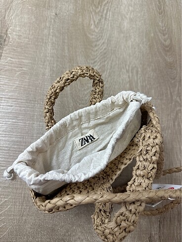  Beden Zara Mini Hasır Çanta