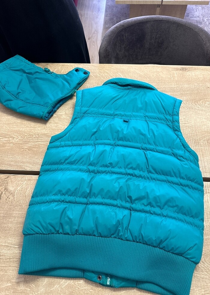 Kolsuz Yelek Mont - Görsel 3