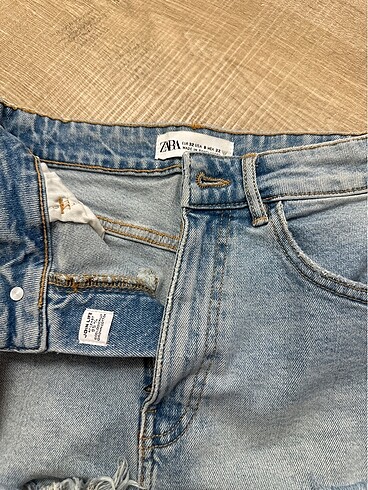 32 Beden Zara Mini Kot Şort