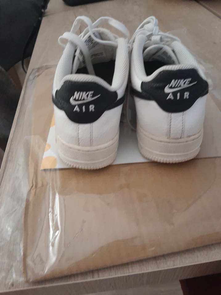 Beyaz Nike Spor Ayakkabı - Görsel 3