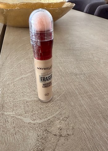 Maybelline Eraser Kapatıcı 02 Bej