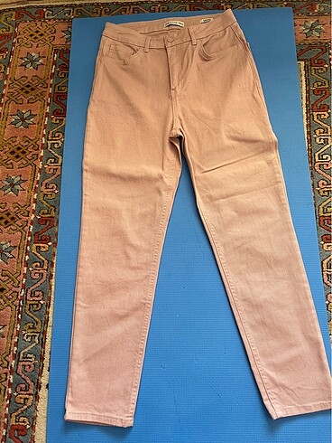 32 Beden pembe Renk LC WAIKIKI 32 BEDEN JEAN PANTOLON