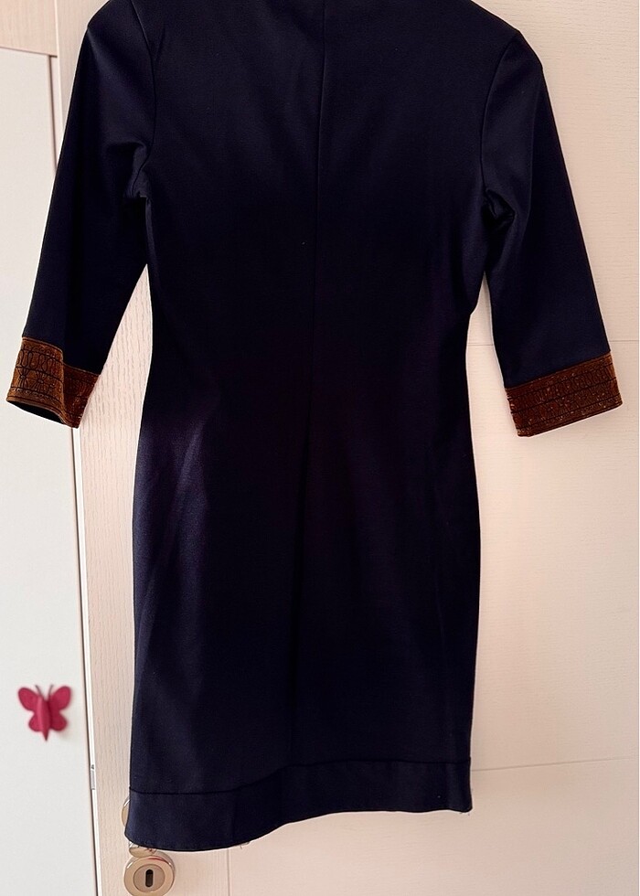 Kadife baskılı elbise - Görsel 3