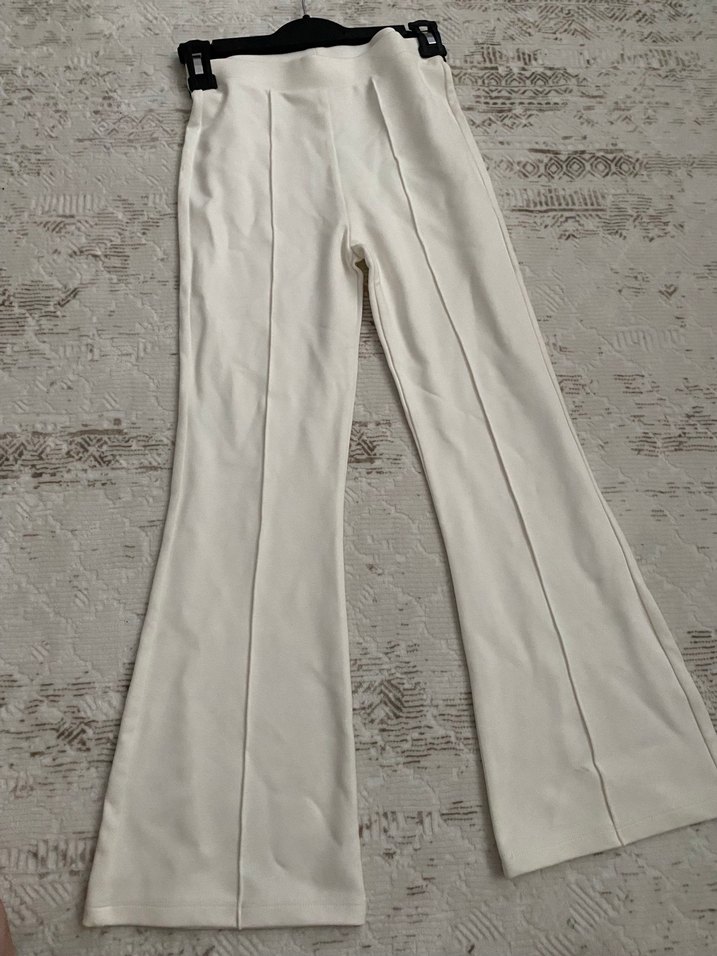 Çocuk beyaz ispanyol paça tayt - Görsel 2