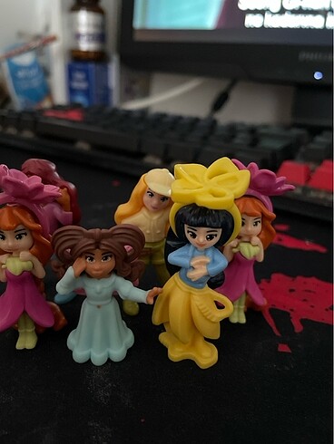  Beden Kinder Joy Prensesler