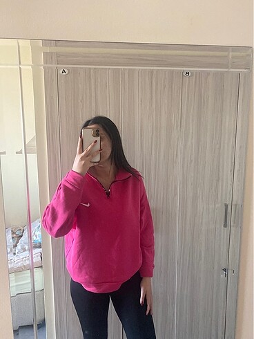 Nike sweat