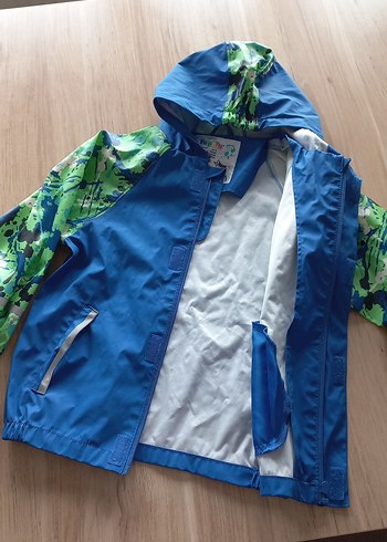 Renkli Bağlama Desenli Erkek Çocuk Yağmurluk - Görsel 4