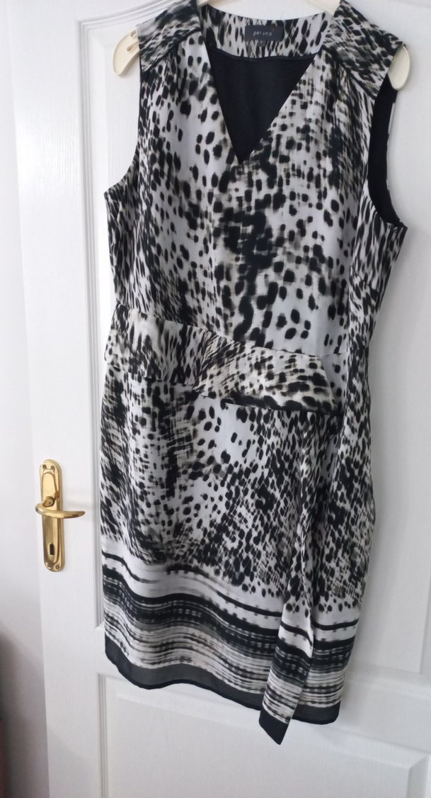 Kemer Detaylı Gri Zebra Desenli Midi Elbise - Görsel 2