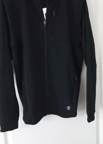 Siyah Fermuarlı Spor üst - Görsel 4