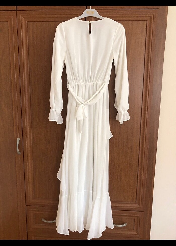 Beyaz elbise - Görsel 2