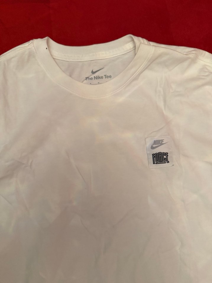 Nike Erkek Beyaz Pamuklu Kısa Kollu Tişört - Görsel 2