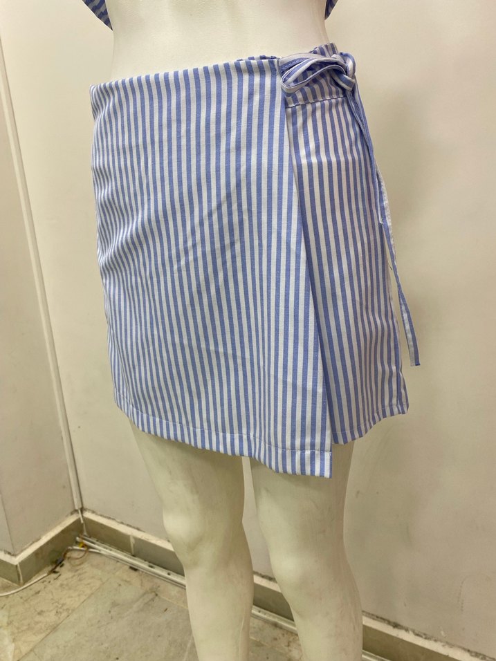 Çizgili Kolsuz takım - Görsel 3