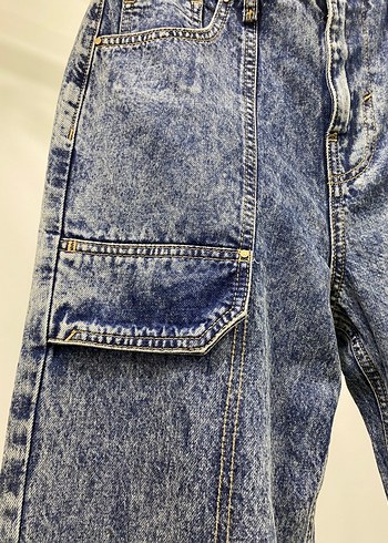 Kadın Mavi Batik Desenli Bol Kesim Kot Pantolon - Görsel 2