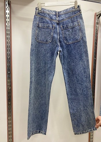 Kadın Mavi Batik Desenli Bol Kesim Kot Pantolon - Görsel 4