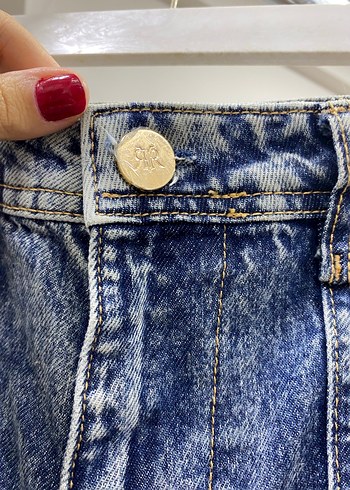 Kadın Mavi Batik Desenli Bol Kesim Kot Pantolon - Görsel 3