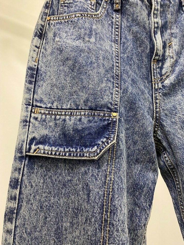 Kadın Mavi Batik Desenli Bol Kesim Kot Pantolon - Görsel 2