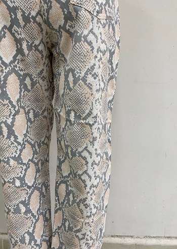 Yılan Desenli Kadın Pantolon - Görsel 5