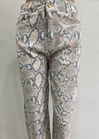 Yılan Desenli Kadın Pantolon - Görsel 3