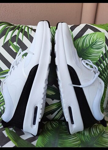 Nike Nike Air Max Thea