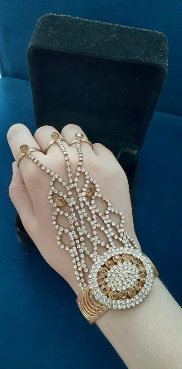 Altın Renkli İşlemeli Kadın El Zinciri - Görsel 5