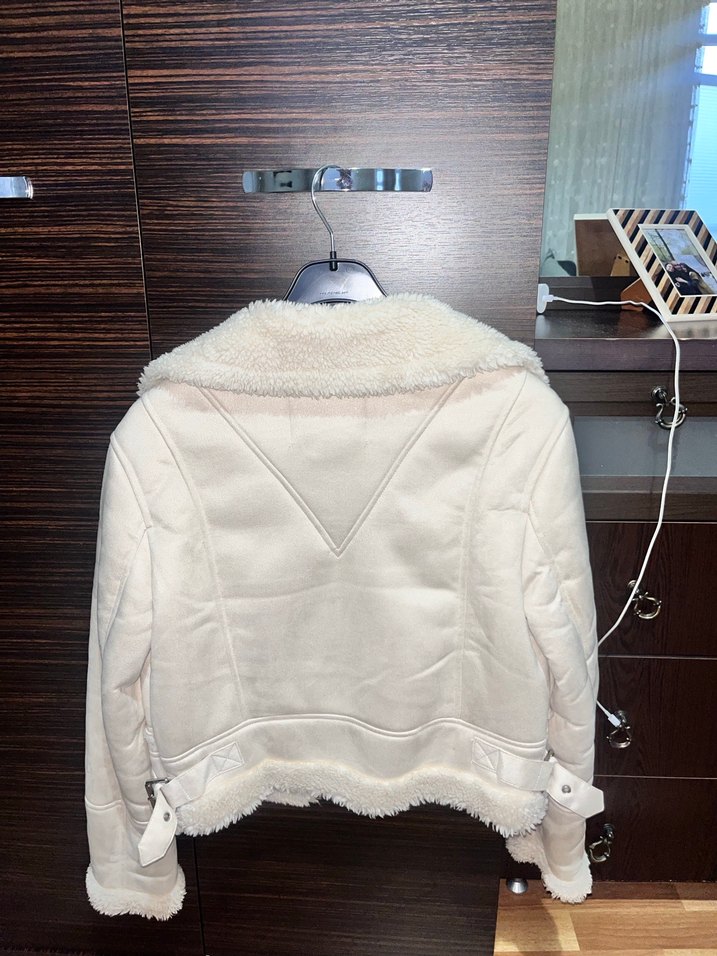 Beyaz Süet Kadın Ceket, Kürklü, Günlük - Görsel 2
