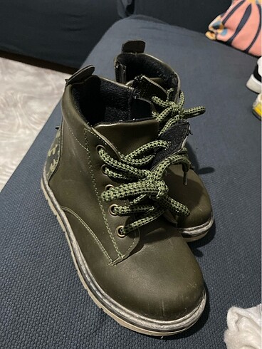 27 Beden Erkek çocuk botu